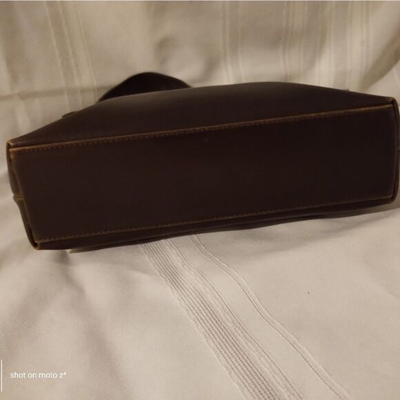 Liz Claiborne Brown Leather Shoulder Bag Purse - Picture 3 of 16